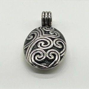 Silpada Silver Swirl Pendant Necklace